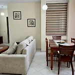 Beachside Family Nest Apt, Spacious & Cozy - By Beta Premium Apartment