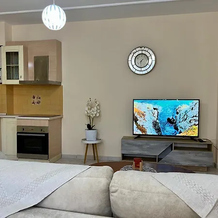 Appartement Beachside Family Nest Apt, Spacious & Cozy - By Beta Premium Golem (Tirana)