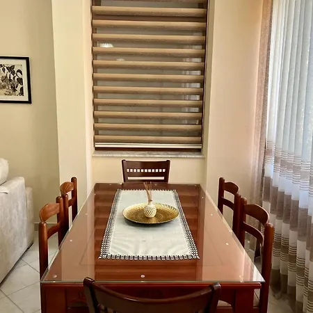 Beachside Family Nest Apt, Spacious & Cozy - By Beta Premium Apartment *